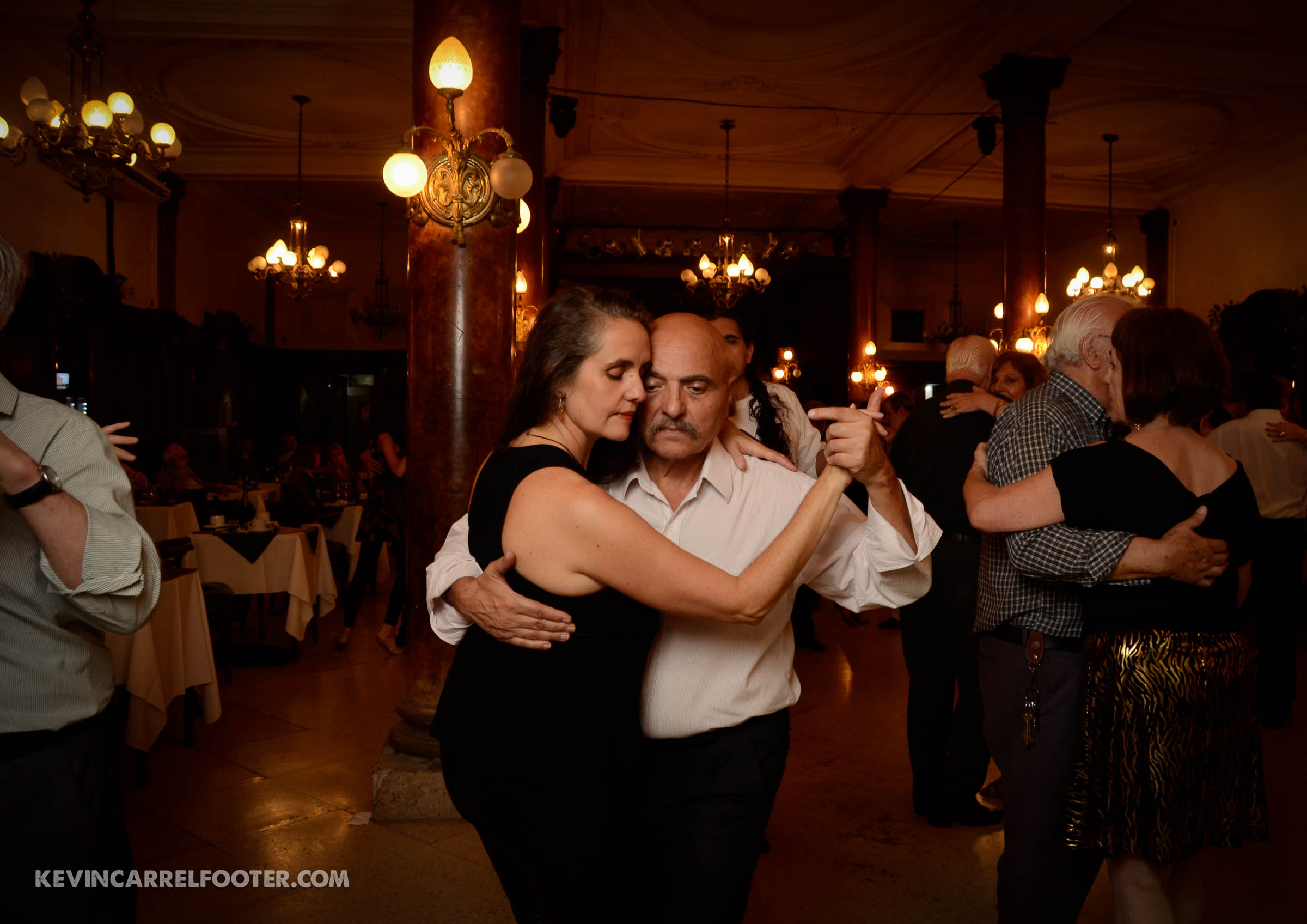 Diego and Zoraida by People of Tango